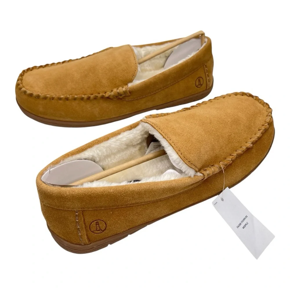 NWT Lands’ End Men’s English Tan Suede Leather Faux Fur Lined Moccasin Slippers